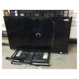Vizio 50in 4K QLED HDR Smart TV w/wall mount &