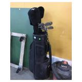 Alien Golf Bag w/clubs