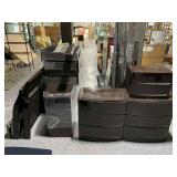 Bedroom set incl. Queen size bed set, Dressers