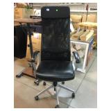 Black office Chair