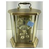Bulova brass mantle clock 9 in tall
