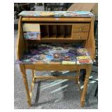 Secretary desk w/custom Disney Cars print, 32in