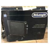 DeLonghi Micathermic Panel Heater in box