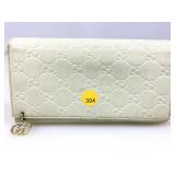 Gucci Cream Leather Wallet with Chain - Good