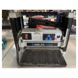 Delta Shopmaster Portable Planer mod TP305
