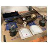 House decorations incl book end and more