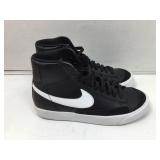 Nike blazer shoes size 4Y