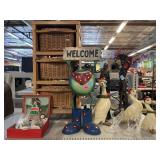 Assorted household decor. Statuary, small side