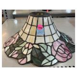 Vtg Small Tiffany-Style Lamp Shade - approx. 5 in