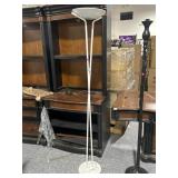 White metal floor lamp w/metal shade, 6ft tall