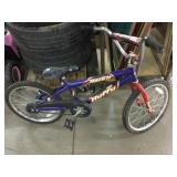 Huffy Rock it kids bicycle, tires hold air