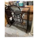 Shoe rack, approx 32x12x35in