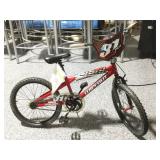 31 Dynacraft Wipe out kids bicycle, tires hold