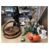 Vtg lamp, wood collapsible tray, & more