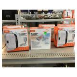 6 itek Wi-Fi range extender in boxes