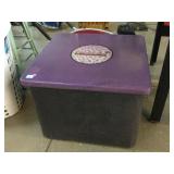 Cheetahs stool table, approx 24x25x28in