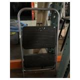 Cosco 2ft stepladder
