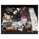 Fashion Jewelry Incl. Necklaces, Bracelets & More