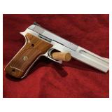 Smith & Wesson 22LR Pistol mod 622 - Aluminum