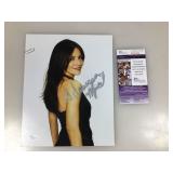 JSA certified,  autographed photo of Vanessa