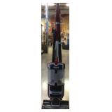 Shark Lift-Away Zero-M Vacuum