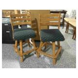 2 Swivel barstools w/patters seat