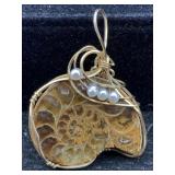 Chambered Nautilus Fossil Pendant W/pearls,