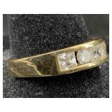 14k Gold Ring W/crystal Stones, Tw 3.8g, Sz 8
