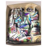 Mixed lot of sports cards