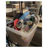 Kitchen ware incl. Pan, topper and more, see