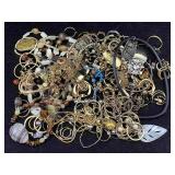 Fashion Jewelry Incl. Necklaces, Bracelets & More