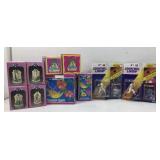 Box lot of 10 assorted items, 4 Bunny Corners