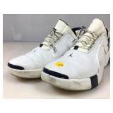 Jordan Trunner Smash White Obsidian Sneakers