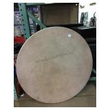 Round table w/folding legs, approx 40in diameter