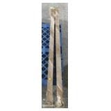 2 Metal brown poles, approx 3ï¿½x3ï¿½x6ï¿½
