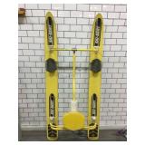 VTG Water Sport Industries Ski-Seat on water