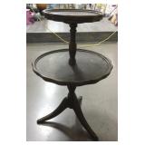 Solid wood 2-tier side table, approx 20x30in