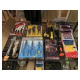 New tools incl. Pliers, pry bar, gloves and more