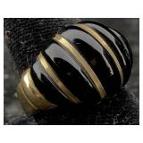 14k Gold Ring W/onyx, Tw 9.8g, Sz 5.5