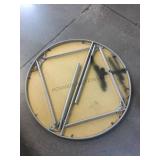 Round table w/folding legs, approx 40in diameter