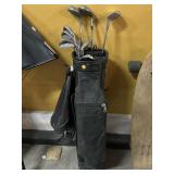 Black Golf Bag w/clubs