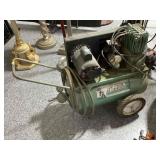 Sears 100 PSI Twin Cylinder Paint sprayer air