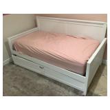 Day Bed w/trundle and 2 mattresses, approx