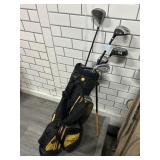 Golden cub 220 golf bag w/clubs