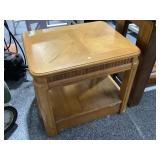 Wood side table, approx 22x26x23in