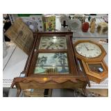 Vintage wood clock woody Johnson us made  and