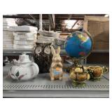 Porcelain decorations and world globe