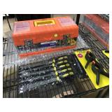 New plastic tool box w/clamps and 8in 5 pcs/set