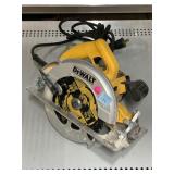 DeWalt Circular Saw 7 1/4in DWE575