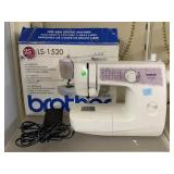 Brother LS-1520 FreeArm Sewing Machine w/Box &